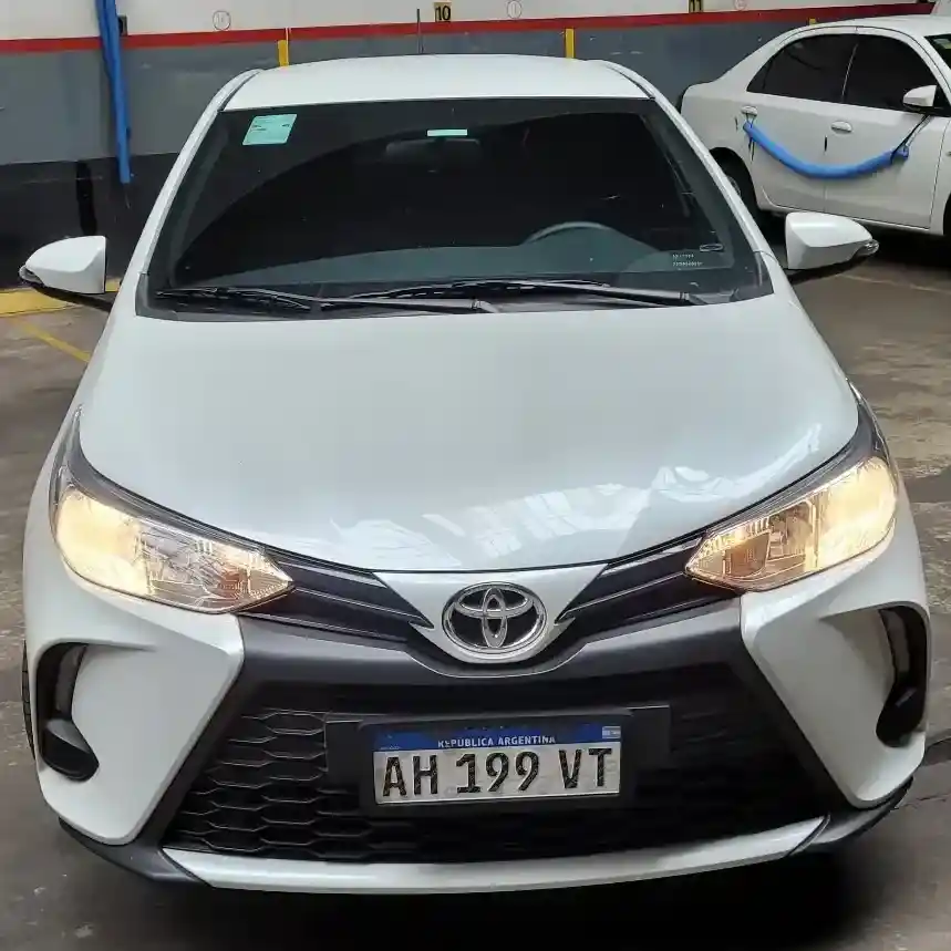 Toyota Yaris 1.5 107Cv Xs Cvt 2025 - foto 1