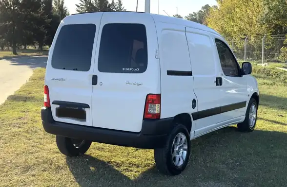 Citroën Berlingo Furgon 1.6 Hdi 92 Bussines 2022 - foto 4