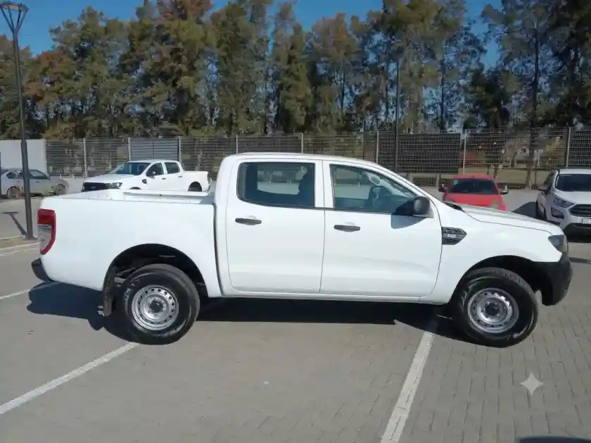 Ford Ranger 2.2 Cd Xl Tdci 125Cv 4X4 2023 - foto 4
