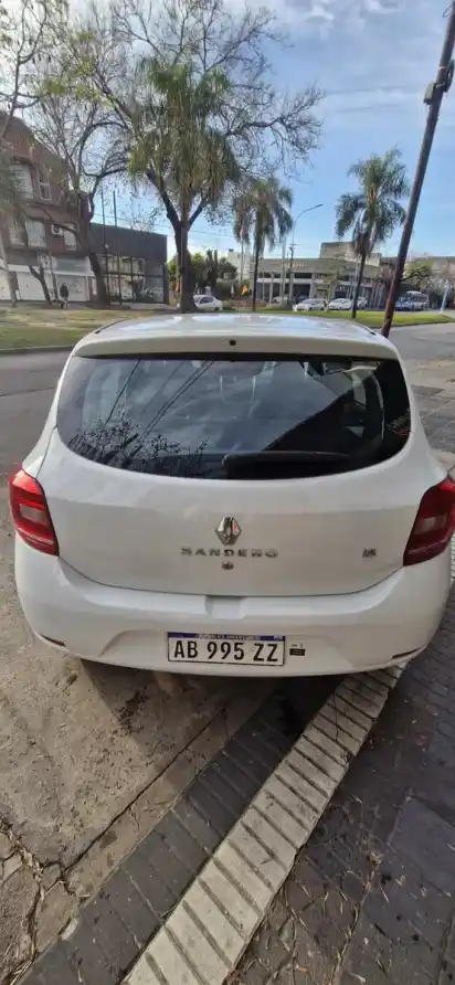 Renault Sandero 1.6 Expression Pack 90Cv 2017 - foto 4