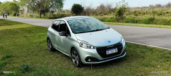 Peugeot 208 1.6 Gt Thp 2020 - foto 2