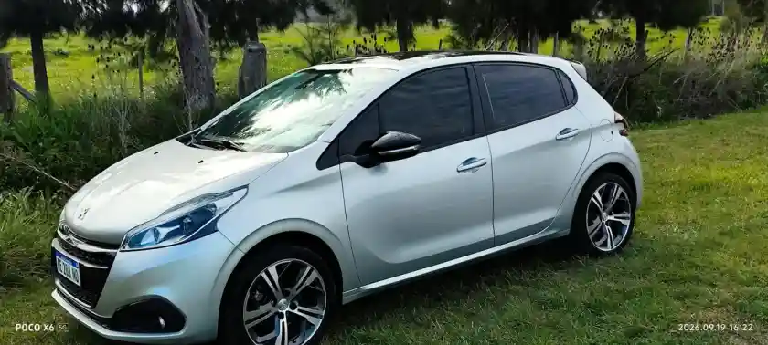 Peugeot 208 1.6 Gt Thp 2020 - foto 3