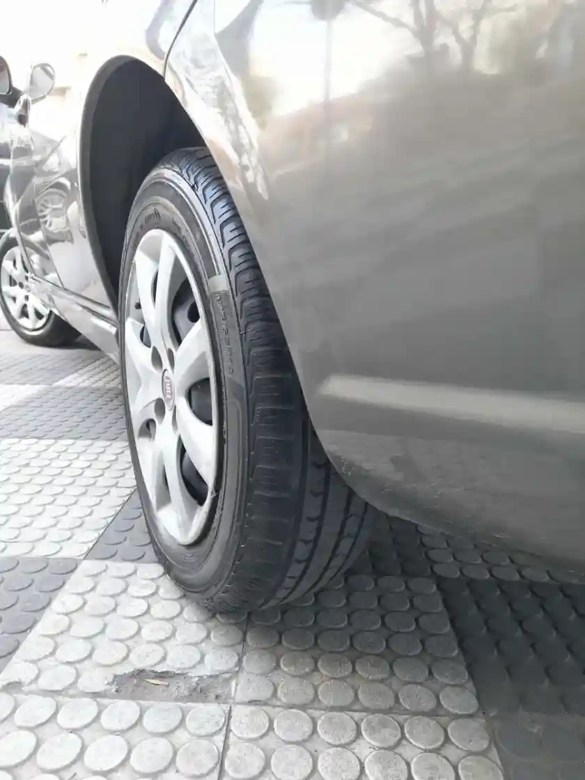 Fiat Siena 1.4 El Pack Attractive 2015 - foto 3