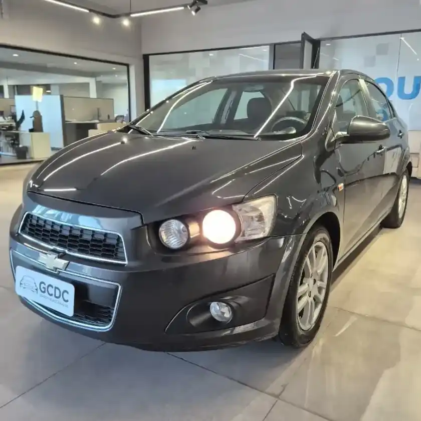 Chevrolet Sonic 2014 - foto 1