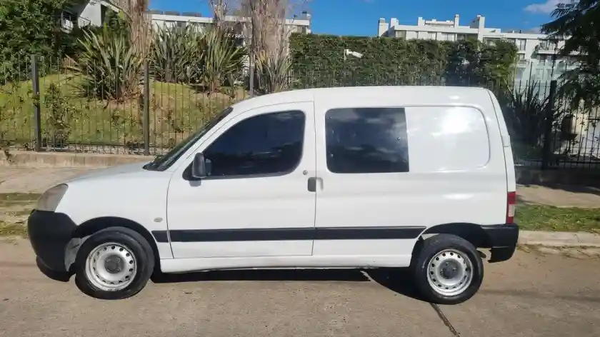 Citroën Berlingo Furgon 1.6 Hdi 92Cv Am53 2013 - foto 4