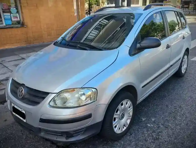 Volkswagen Suran Diesel 1.9 Full 2009 - foto 1