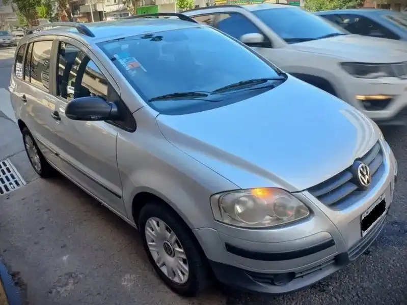 Volkswagen Suran Diesel 1.9 Full 2009 - foto 2