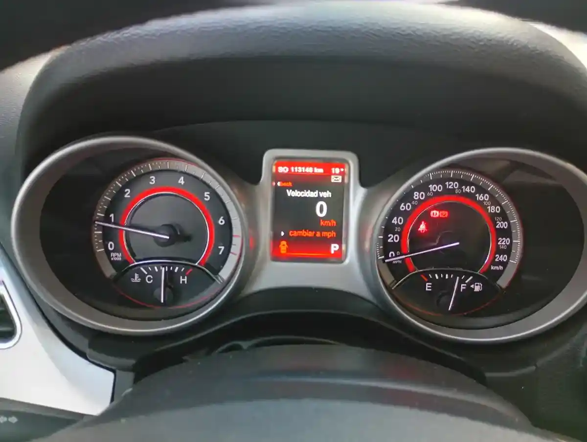 Dodge Journey 2.4 Sxt 170Cv (Techo, Dvd, Nav) 2017 - foto 2