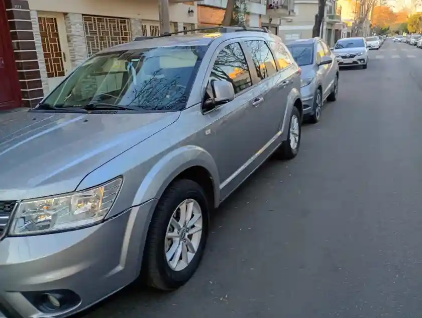 Dodge Journey 2.4 Sxt 170Cv (Techo, Dvd, Nav) 2017 - foto 5