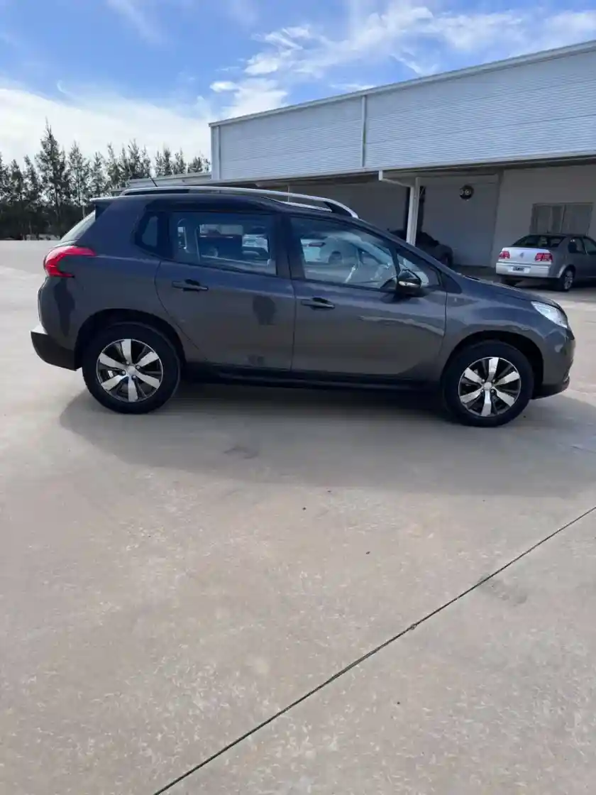 Peugeot 2008 1.6 Feline 2019 - foto 4