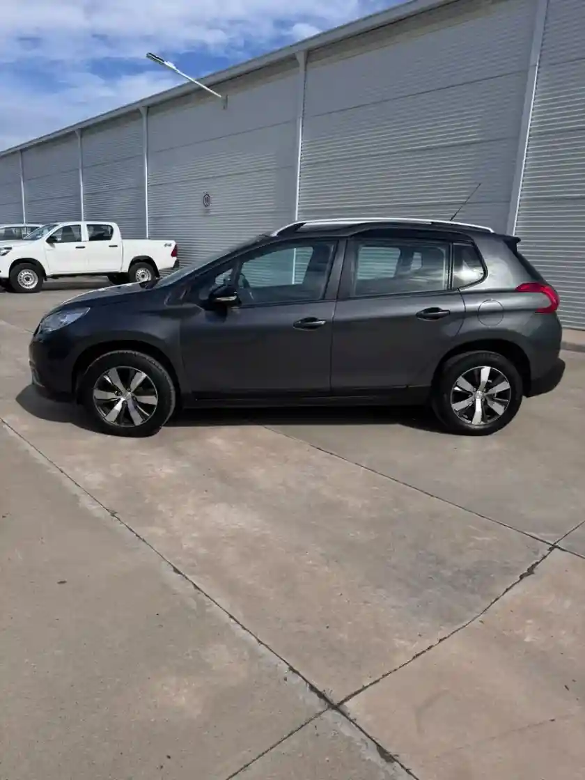 Peugeot 2008 1.6 Feline 2019 - foto 5