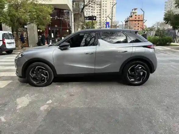 D.s. Ds3 Crossback 1.2 Puretech 155 Rivoli At8 2023 - foto 5