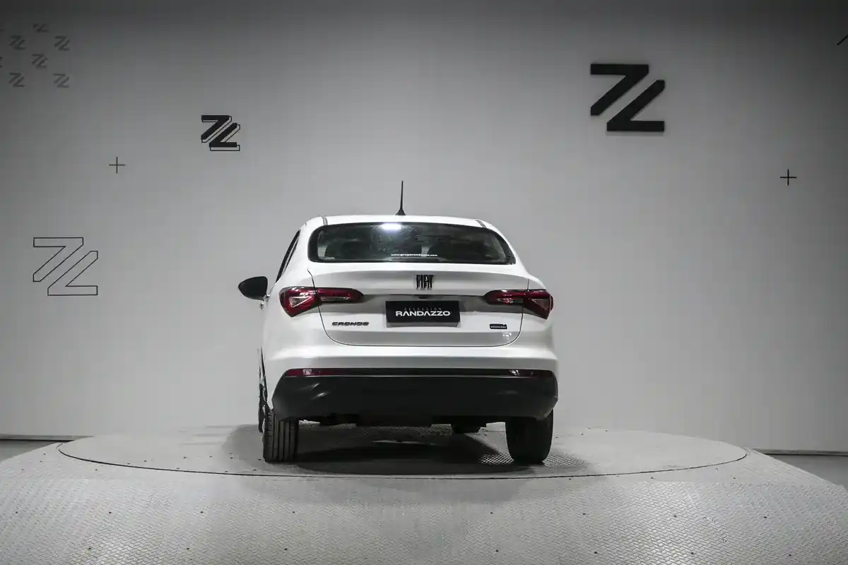 Fiat Cronos 1.8 16V Precision 2018 - foto 3