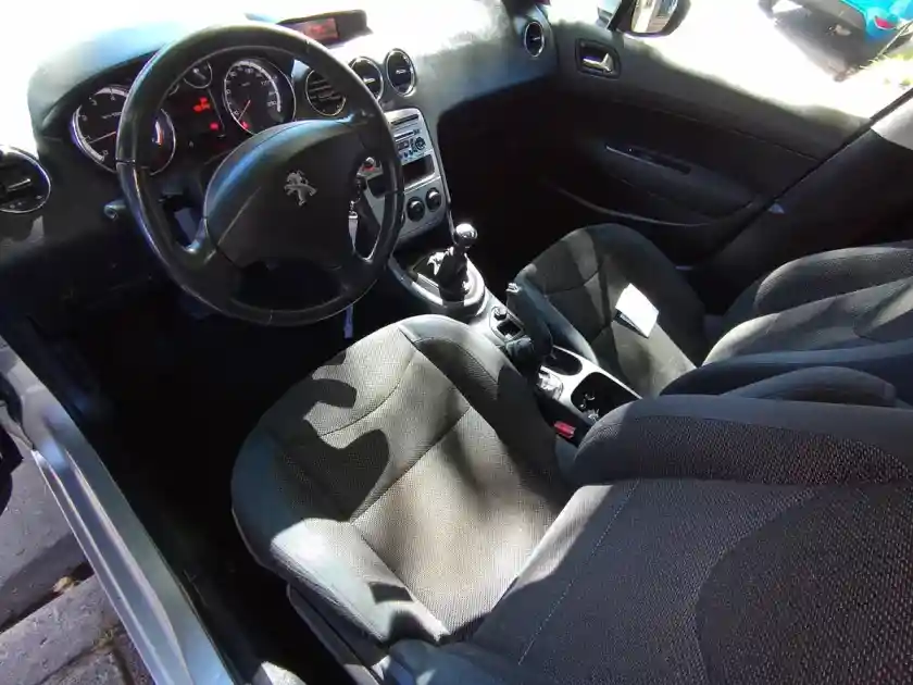 Peugeot 408 2.0 Allure 143Cv 2014 - foto 4