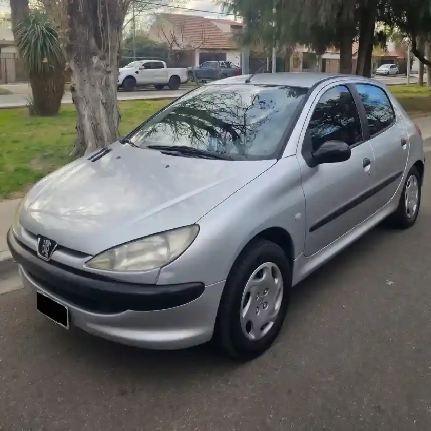 Peugeot 206 1.4 Generation Plus 75Cv 2011 - foto 1