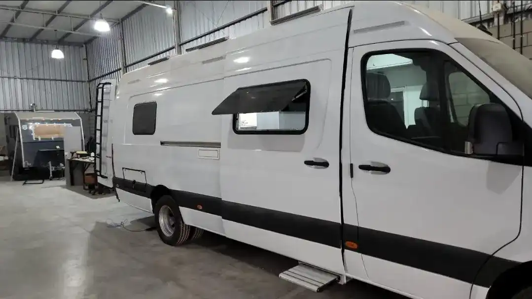 Mercedes-Benz Sprinter 516 Xl Duales Motor Home 2021 - foto 3