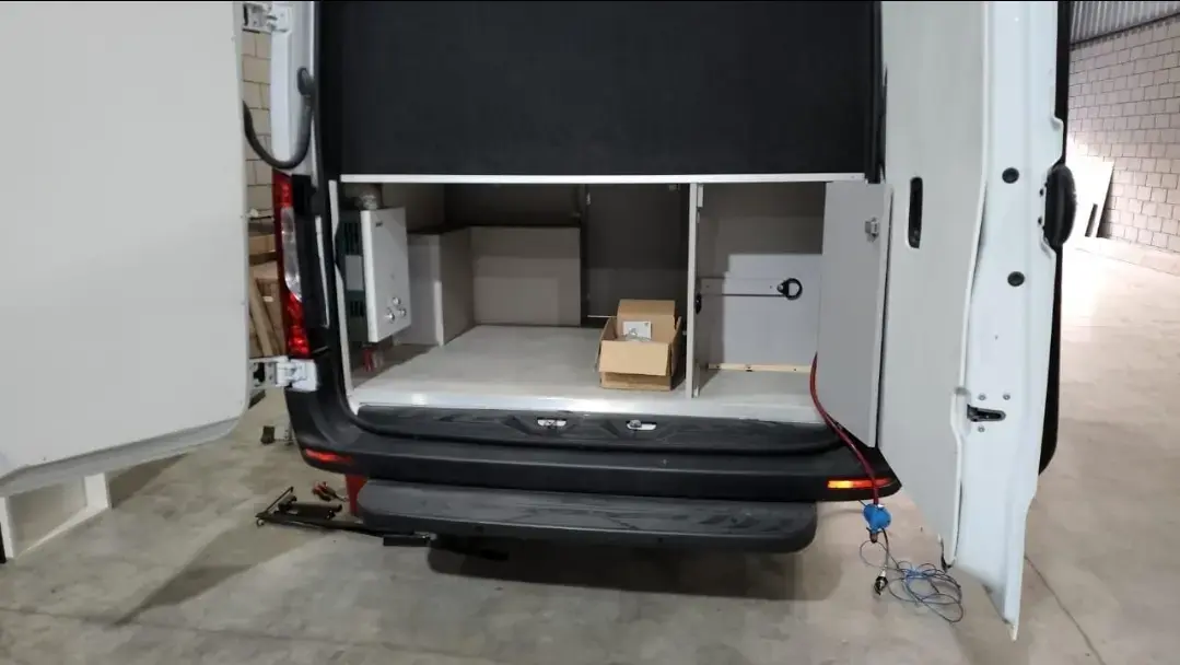 Mercedes-Benz Sprinter 516 Xl Duales Motor Home 2021 - foto 4