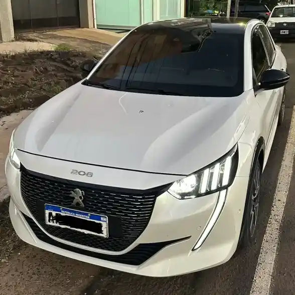 Peugeot 208 2022 - foto 1