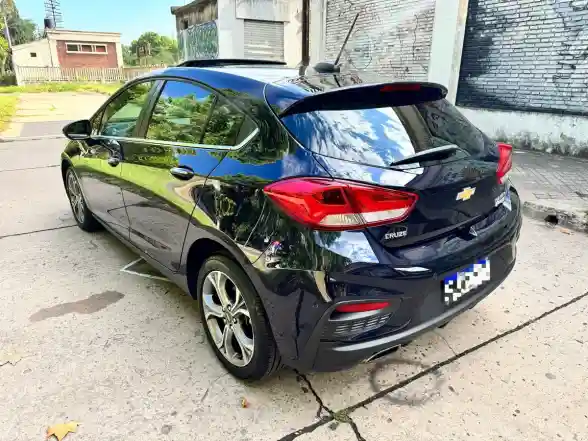 Chevrolet Cruze 5 1.4 Premier At 5P 2022 - foto 4