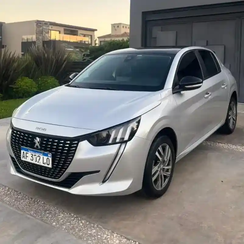 Peugeot 208 2022 - foto 1