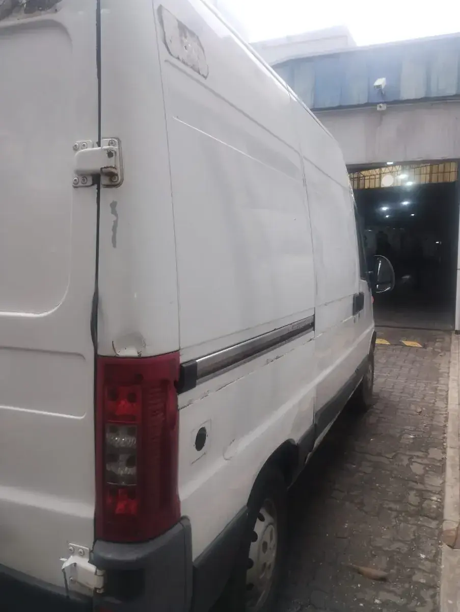 Peugeot Boxer 2.3 350Mh Confort Hdi Larga Abs 2016 - foto 4