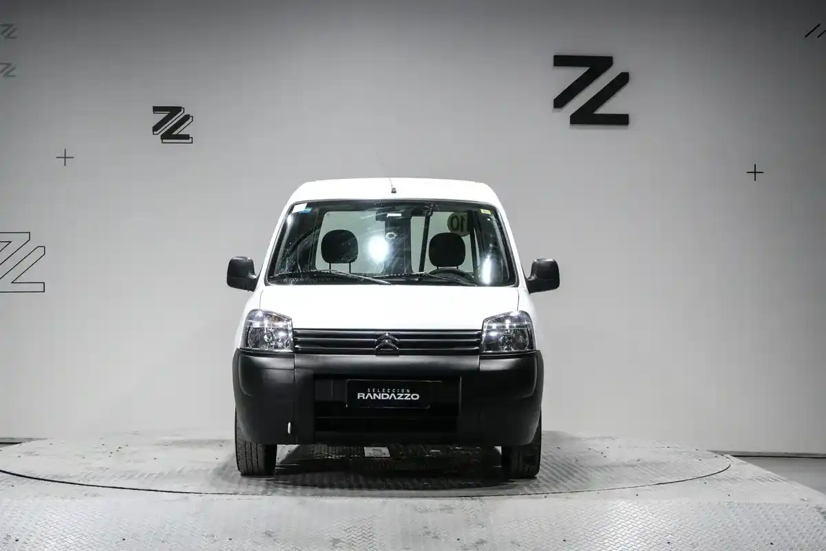 Citroën Berlingo Furgon 1.6 Hdi 92 Bussines 2024 - foto 2