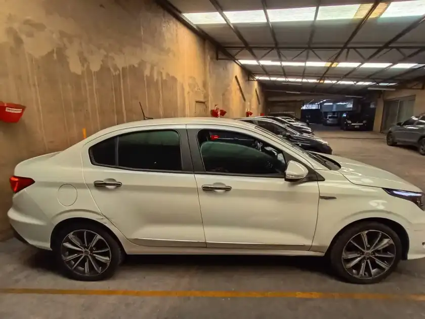 Fiat Cronos 1.8 16V Precision Pack Premium 2019 - foto 4