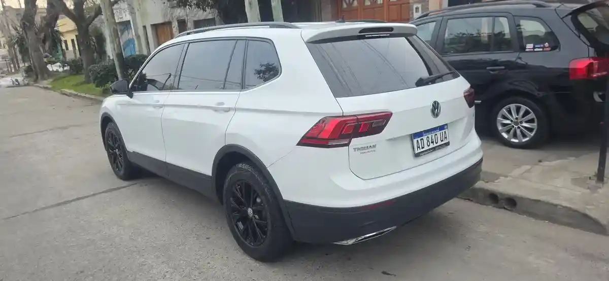 Volkswagen Tiguan Allspace 1.4 Tsi Trendline 150Cv Dsg 2019 - foto 4
