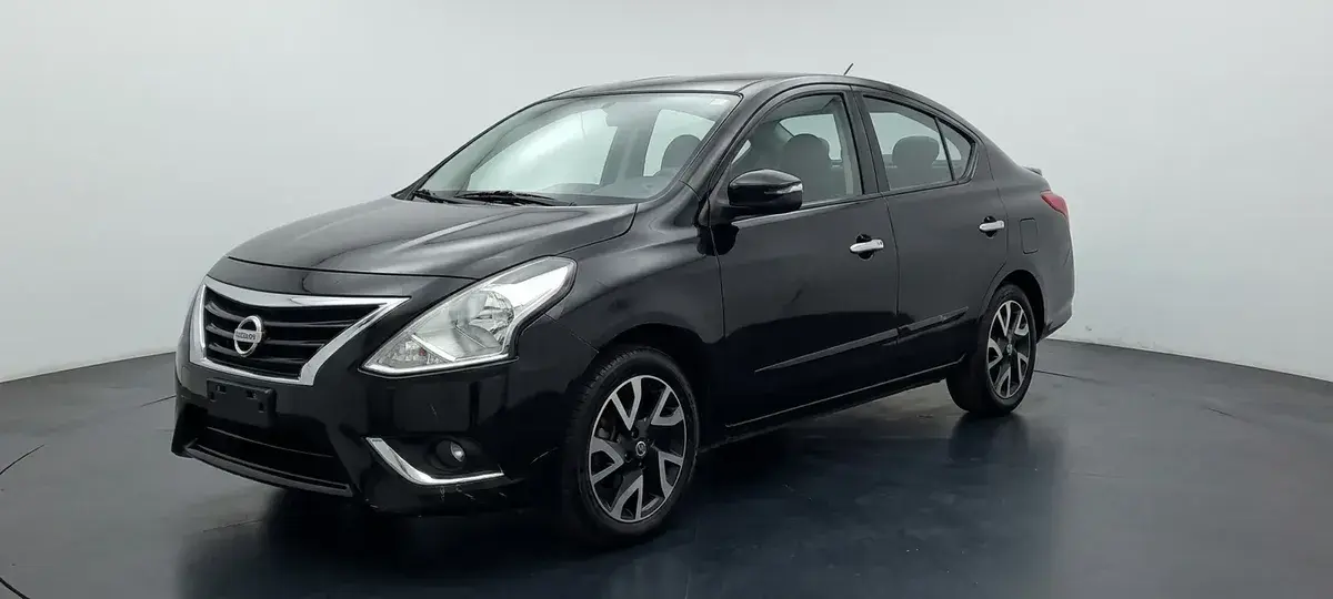 Nissan Versa 2020 - foto 1