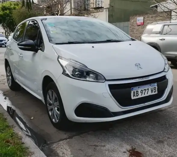 Peugeot 208 1.6 Active 2017 - foto 3