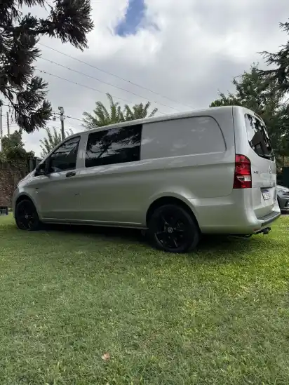 Mercedes-Benz Vito 1.6 111 Cdi Furgon Mixto Aa 114Cv 2021 - foto 3