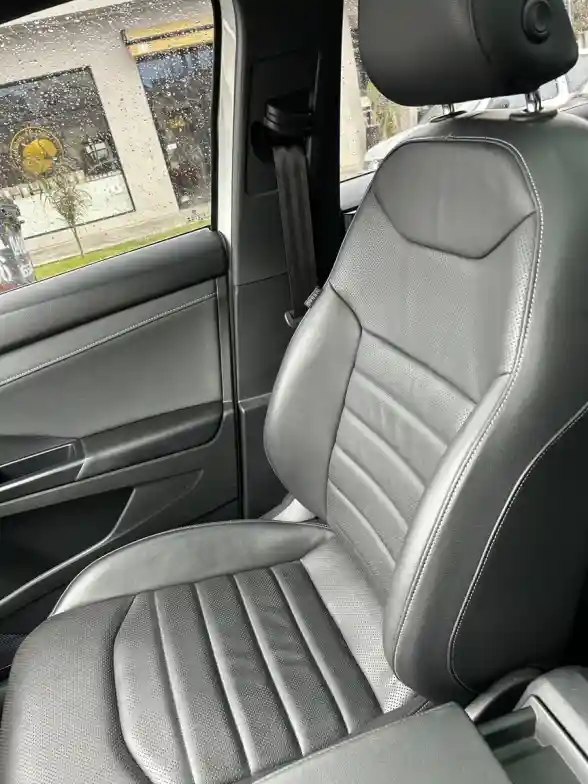 Volkswagen Taos 1.4 250 Tsi Highline 2023 - foto 3