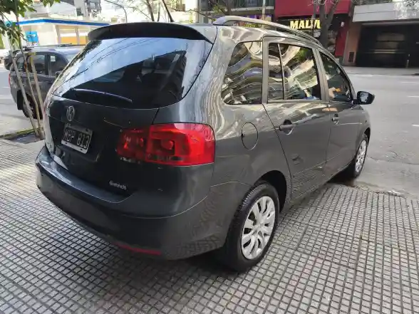 Volkswagen Suran 1.6 Comfortline 101Cv 2013 - foto 4