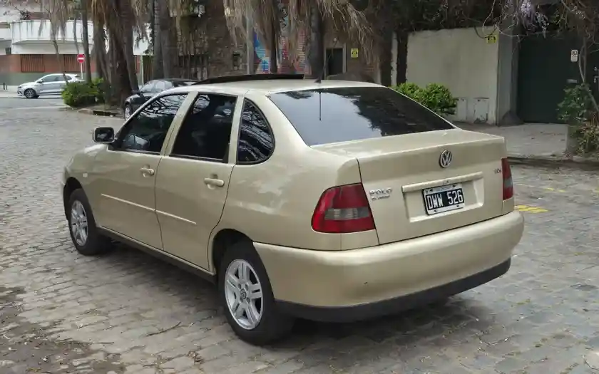 Volkswagen Polo Classic 1.9 I Highline 2002 - foto 4