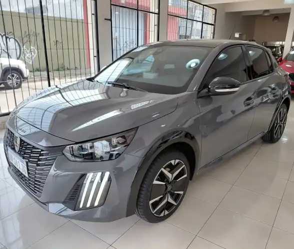 Peugeot 208 2025 - foto 1