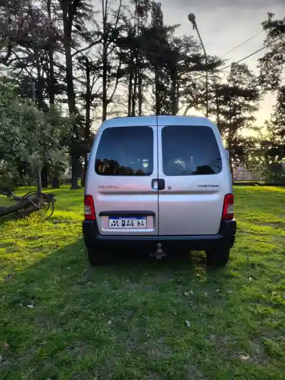 Peugeot Partner 1.6 Hdi Furgon Confort 2017 - foto 5