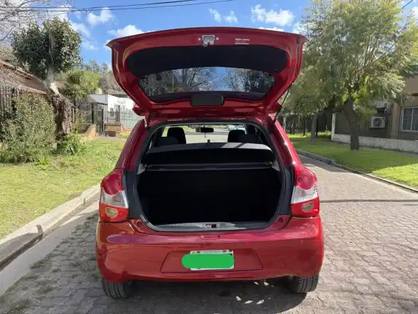 Toyota Etios 1.5 Xls 2013 - foto 4
