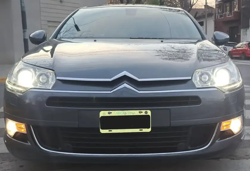 Citroën C5 1.6 Turbo Exclusive Am80 2012 - foto 4