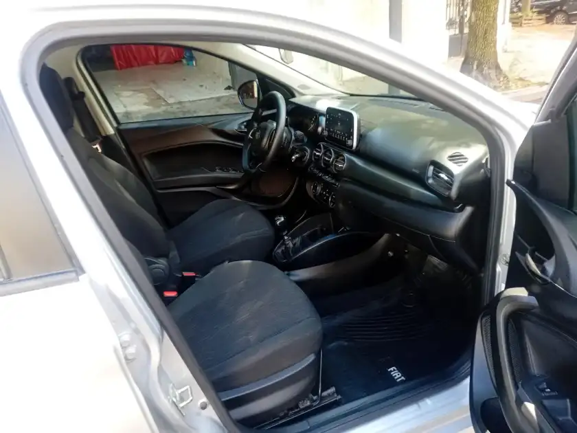 Fiat Cronos 1.3 Gse Drive Pack Conectividad 2021 - foto 4