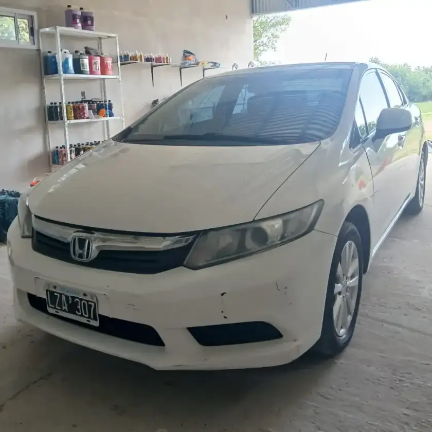 Honda Civic 2013 - foto 1