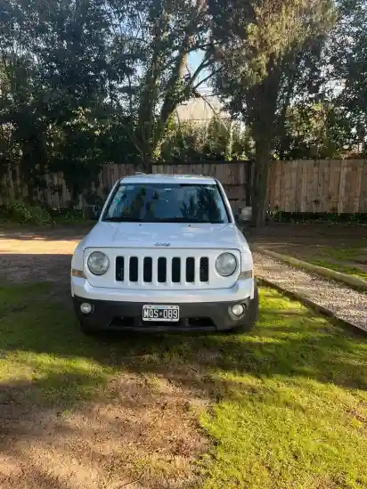 Jeep Patriot 2.4 Sport 4X4 170Cv Atx 2013 - foto 4