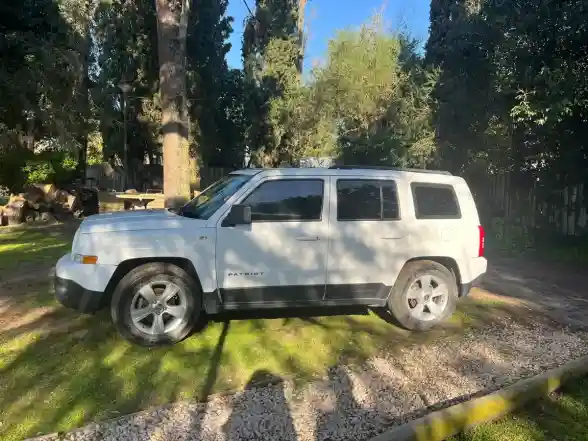 Jeep Patriot 2.4 Sport 4X4 170Cv Atx 2013 - foto 5