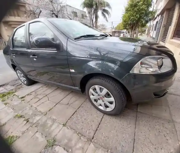 Fiat Siena 1.4 El Pack Attractive + Seguridad 2014 - foto 4