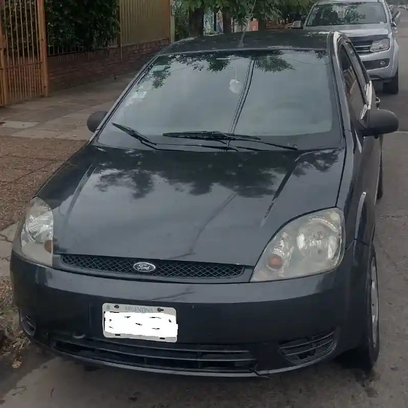 Ford Fiesta Max 2006 - foto 1
