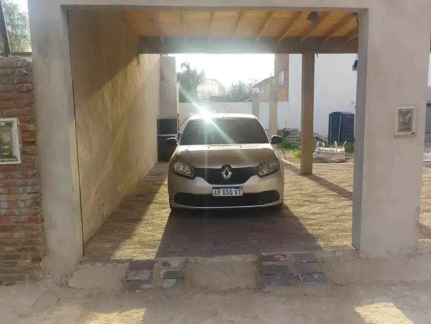 Renault Logan 1.6 Authentique Plus 85Cv 2018 - foto 3