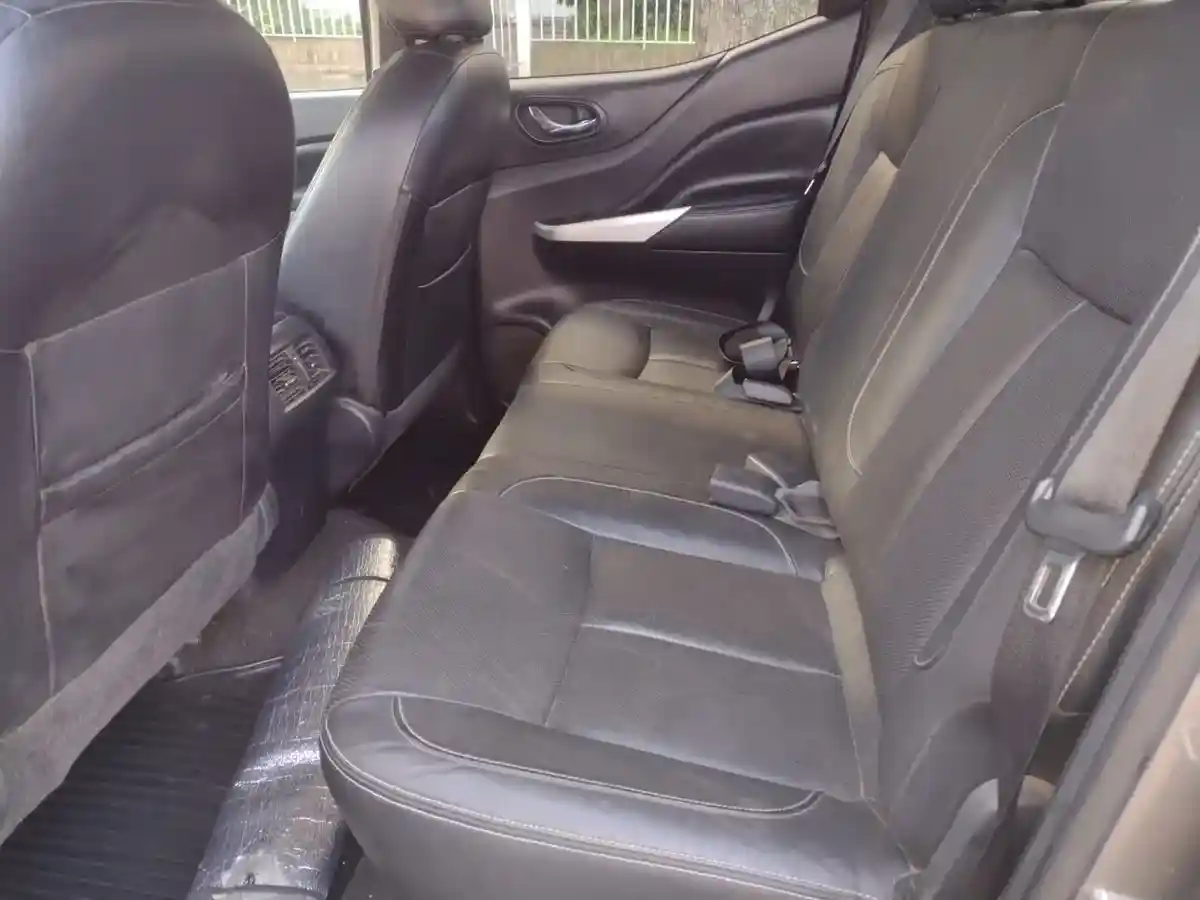 Nissan Frontier Np300 Le 4X2 Diesel 2017 - foto 4