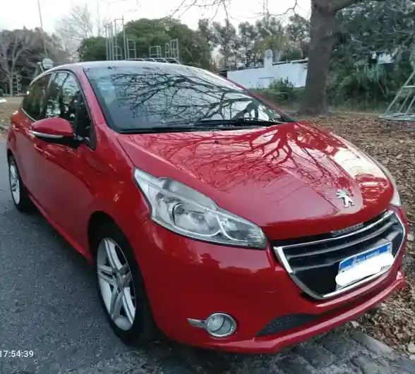 Peugeot 208 1.6 Allure Touchscreen 2016 - foto 2
