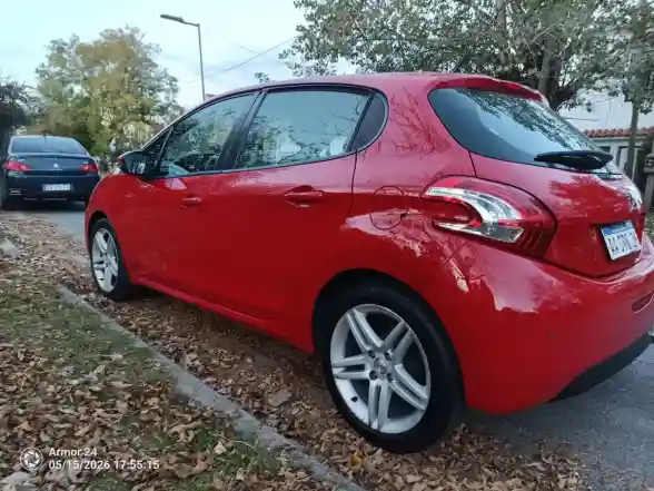 Peugeot 208 1.6 Allure Touchscreen 2016 - foto 4