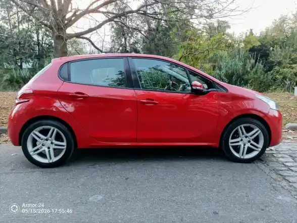Peugeot 208 1.6 Allure Touchscreen 2016 - foto 5