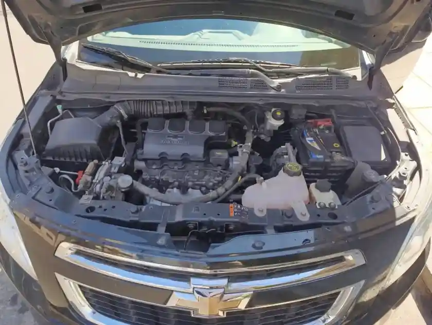 Chevrolet Cobalt 1.8 Lt Mt Adv 2015 - foto 2